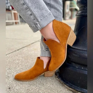 Corkys Stassi Bootie - Size 9 New